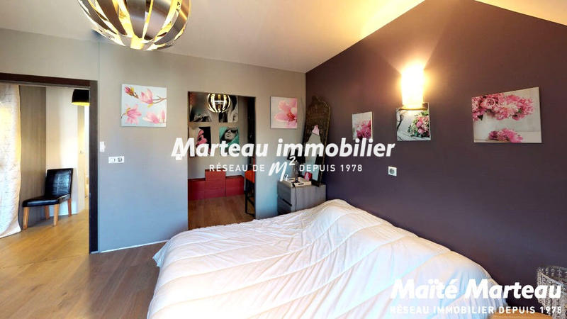 Maison - 180 m² - 9 pièces