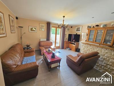 Maison traditionnelle - 120 m² - 6 pièces