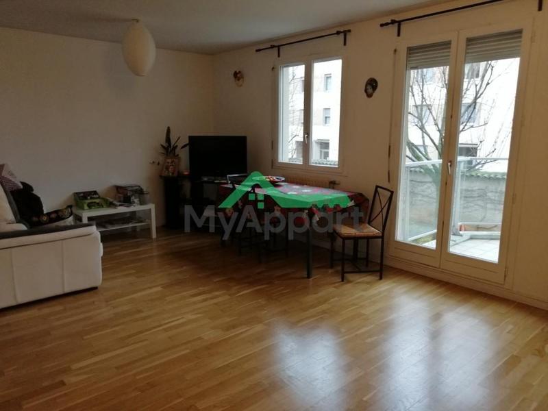 Appartement - 86 m² - 4 pièces