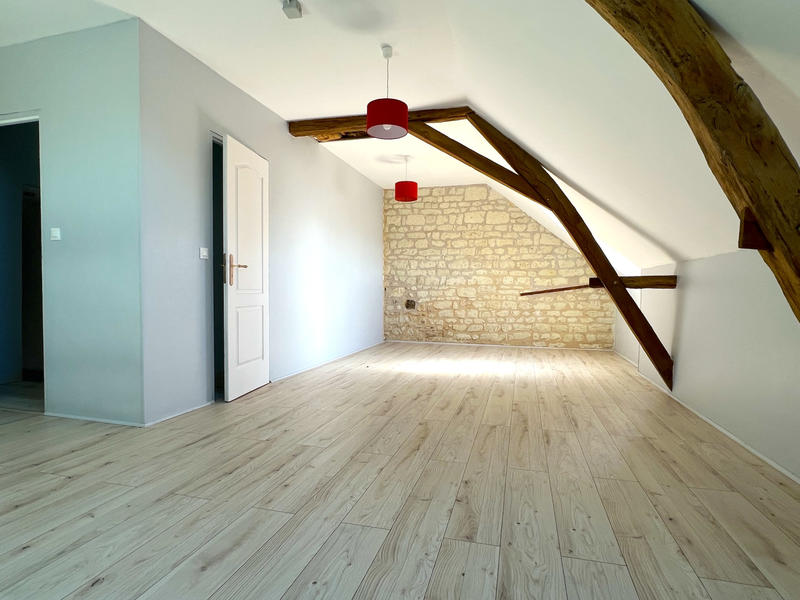 Maison - 155 m² - 7 pièces