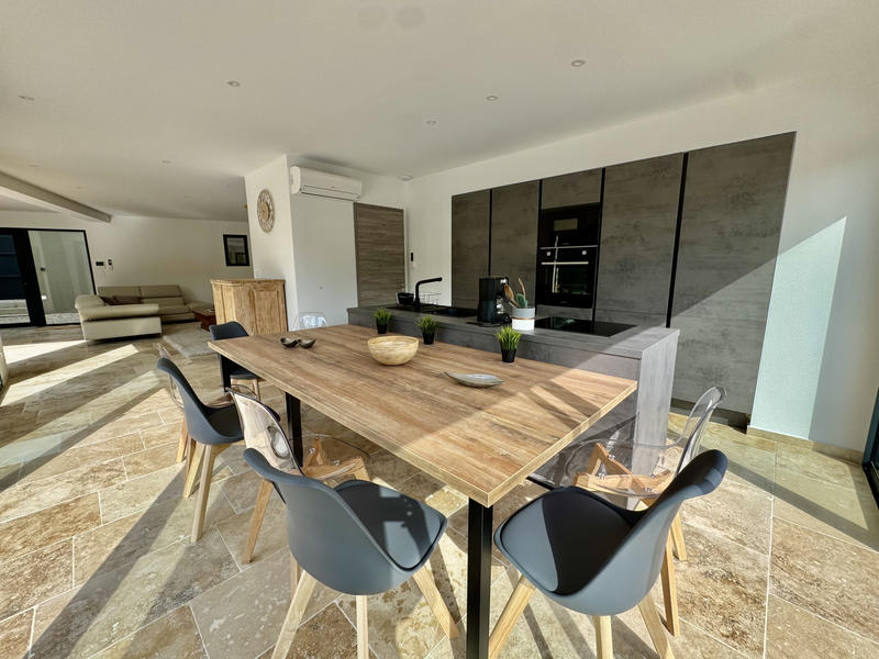 Villa - 160 m² - 6 pièces