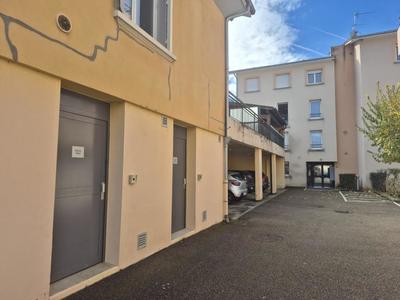 Maison - 200 m² - 7 pièces