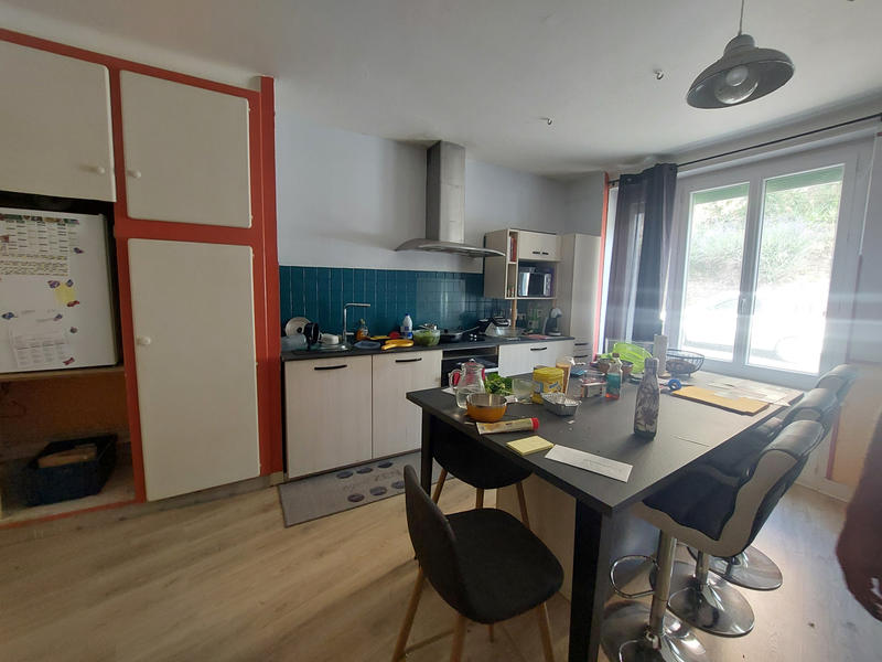 Maison - 94 m² - 5 pièces