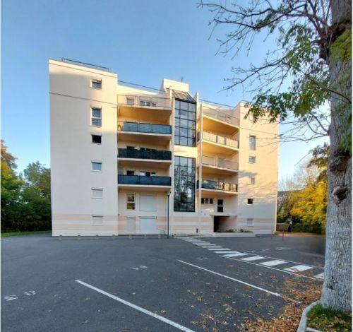 Appartement - 81 m² - 4 pièces