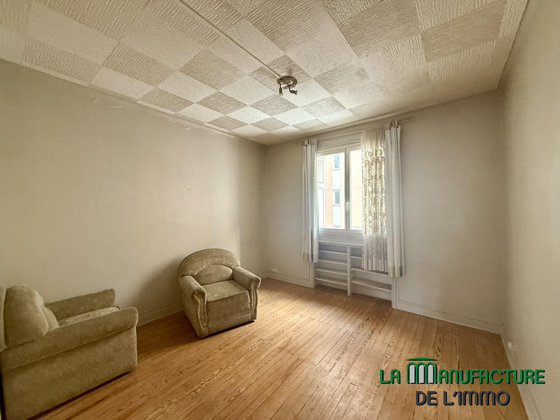 Immeuble - 129 m² - 6 pièces