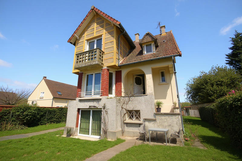 Maison - 100 m² - 4 pièces