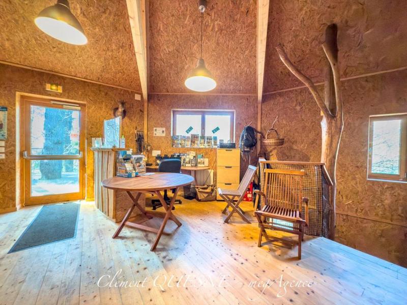 Fonds de commerce - 30 000 m²