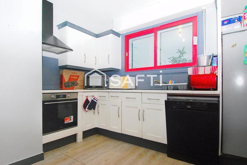 Maison - 131 m² - 8 pièces