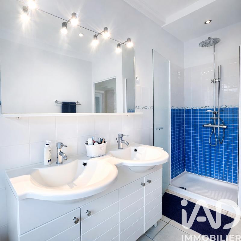 Maison - 152 m² - 6 pièces