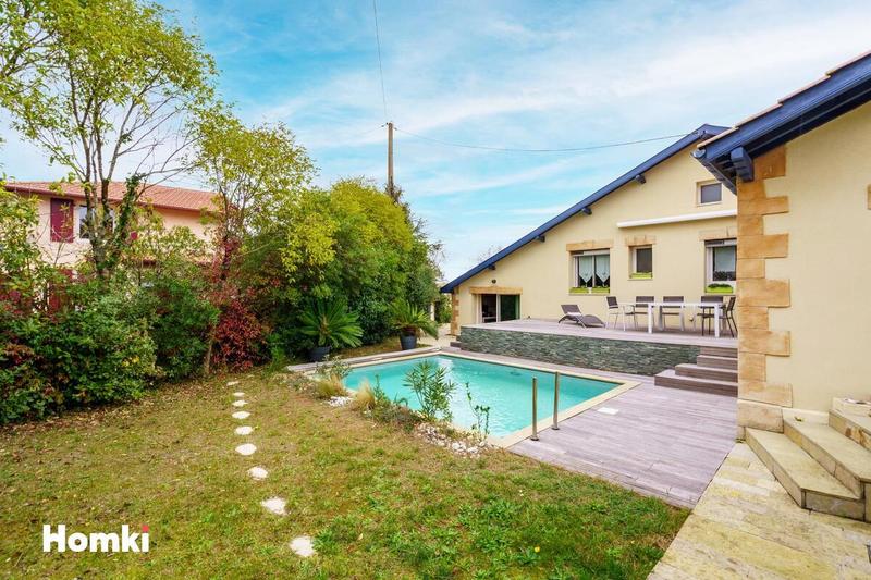 Maison - 125 m² - 7 pièces