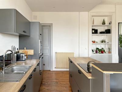 Appartement - 95 m² - 3 pièces