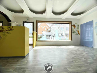 Local commercial - 135 m²