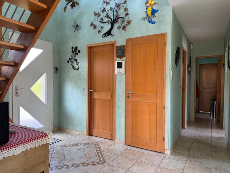 Maison traditionnelle - 191 m² - 7 pièces