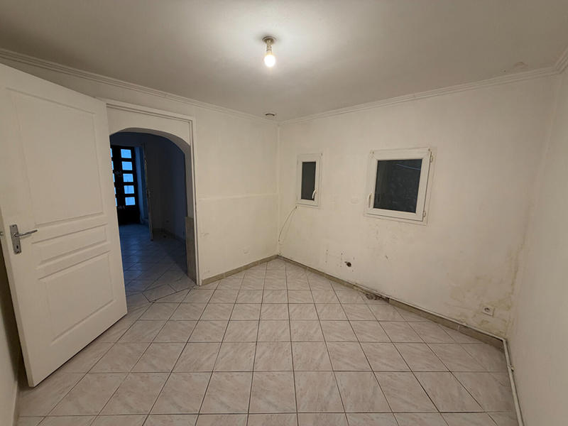 Immeuble - 83 m² - 4 pièces