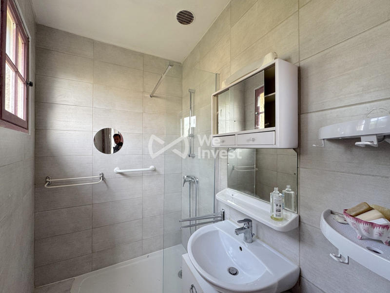 Maison - 190 m² - 7 pièces