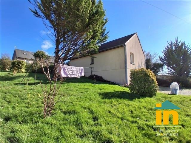 Maison de ville - 85 m² - 4 pièces