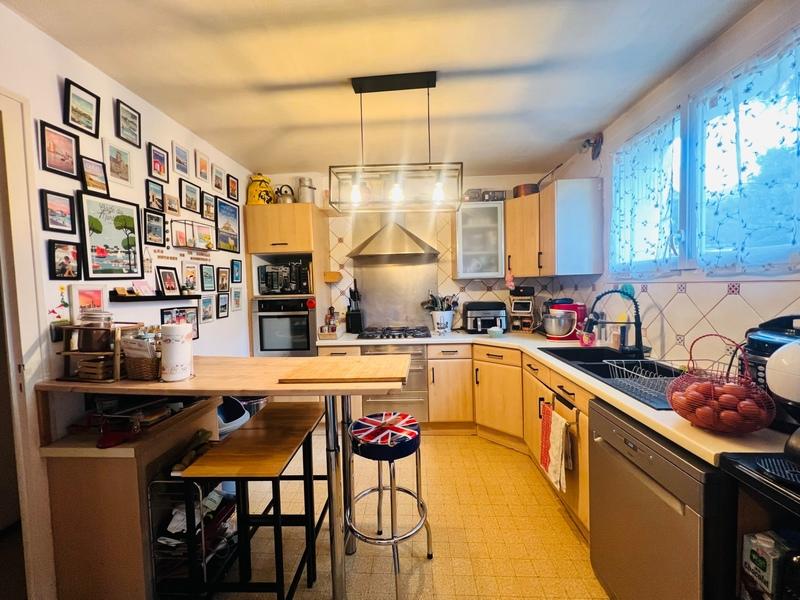 Maison - 140 m² - 6 pièces