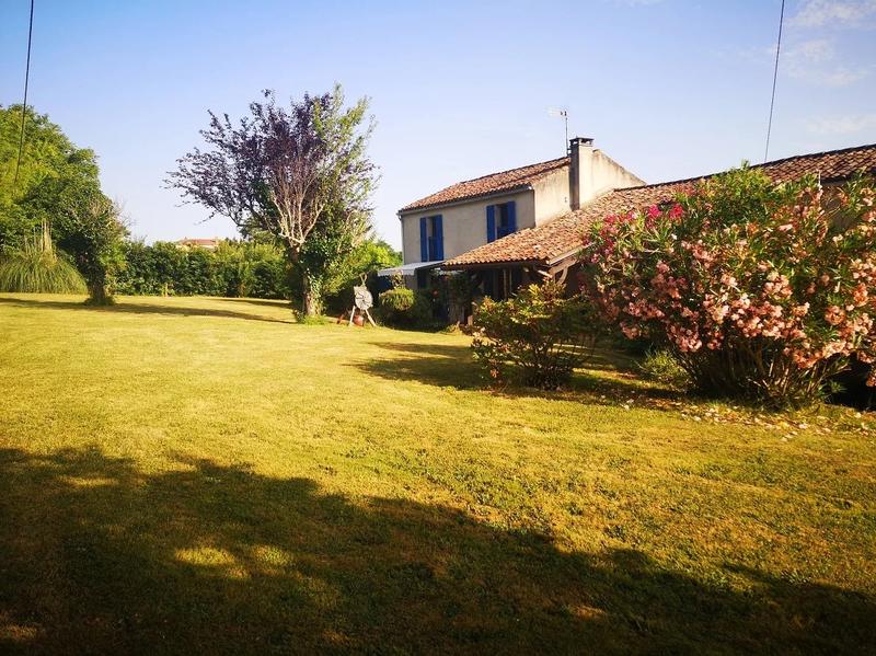 Maison - 182 m² - 8 pièces