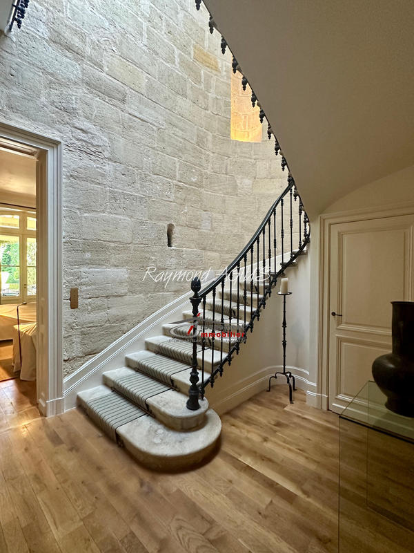 Maison de village - 430 m² - 12 pièces