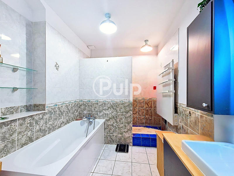 Maison - 159 m² - 6 pièces