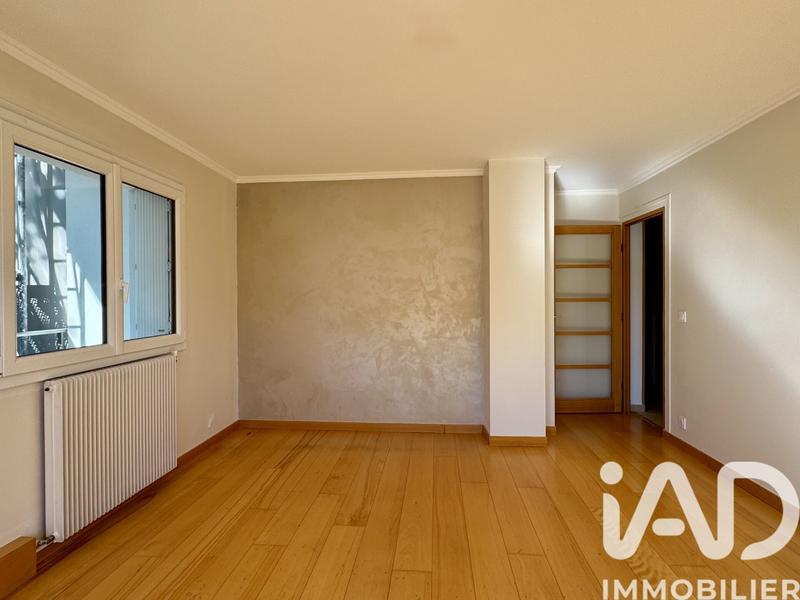 Appartement - 94 m² - 4 pièces