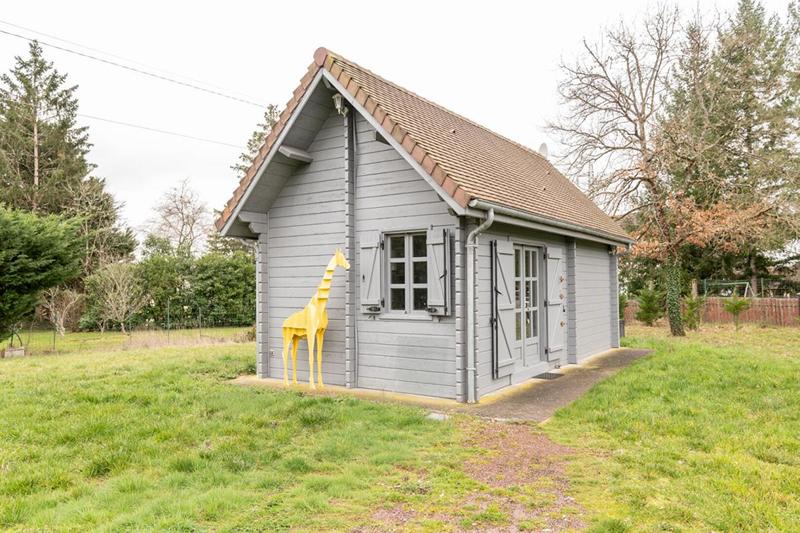 Maison - 232 m² - 8 pièces