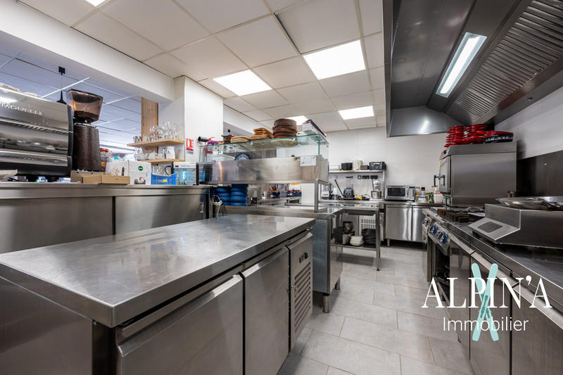 Local commercial - 145 m²