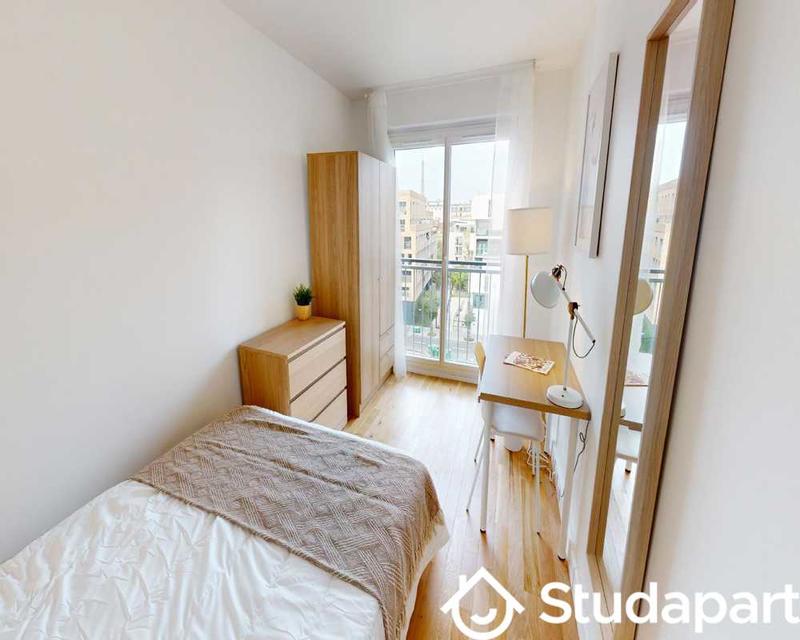 Chambre - 50 m² - 1 pièce