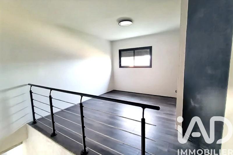 Maison - 174 m² - 6 pièces