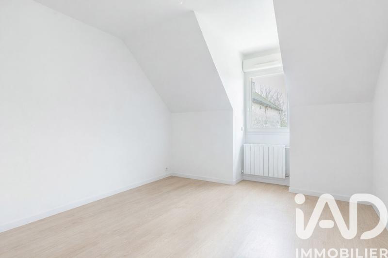 Maison - 92 m² - 6 pièces