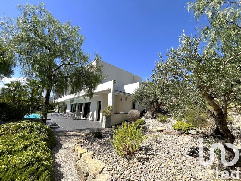 Maison de maîtres - 185 m² - 6 pièces