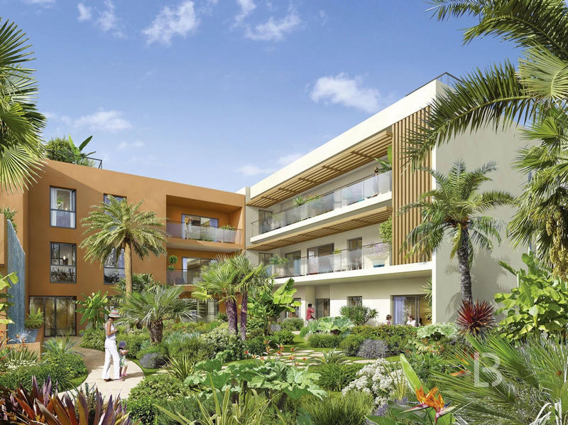 Appartement - 102 m² - 4 pièces