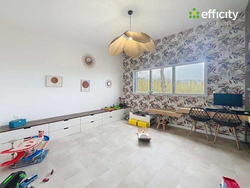 Maison - 175 m² - 6 pièces