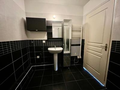 Studio - 31 m² - 2 pièces