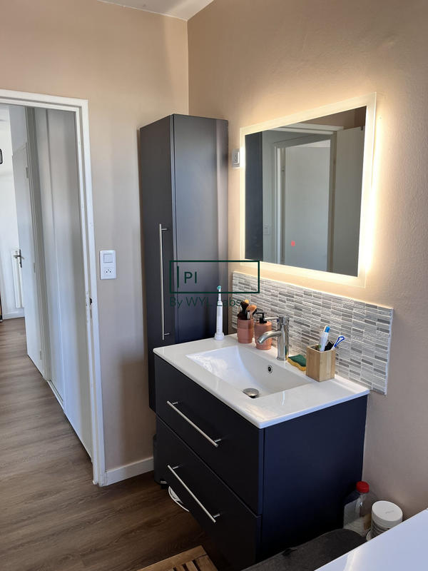 Appartement - 48 m² - 2 pièces