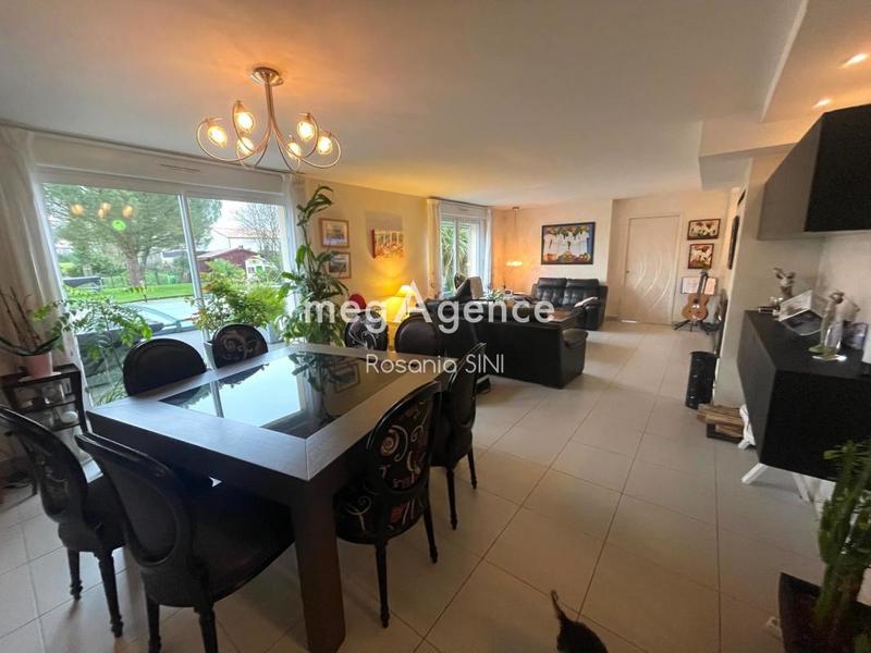 Maison - 169 m² - 7 pièces