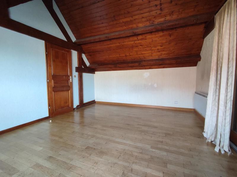 Appartement - 114 m² - 6 pièces