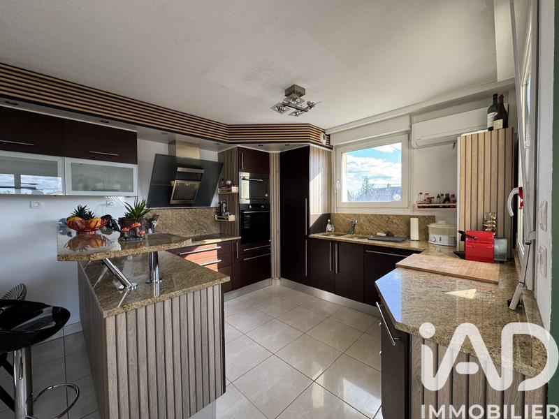 Appartement - 85 m² - 4 pièces