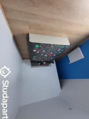 Chambre - 13 m² - 1 pièce