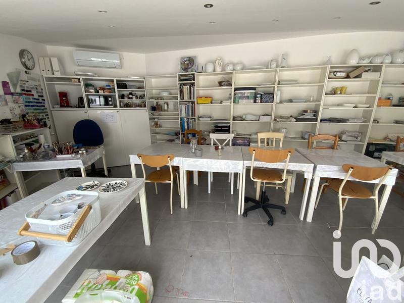 Maison - 230 m² - 8 pièces