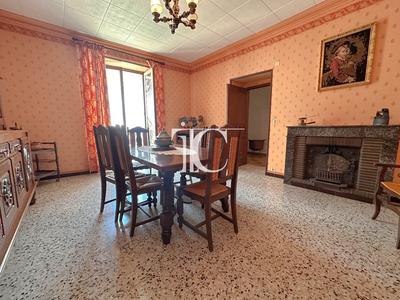 Appartement - 125 m² - 4 pièces