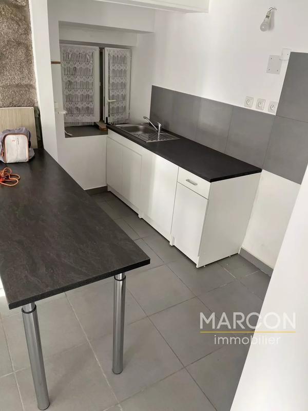 Maison - 157 m² - 3 pièces
