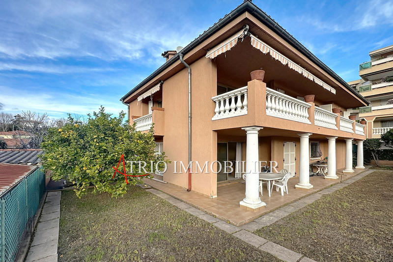 Villa - 200 m² - 5 pièces