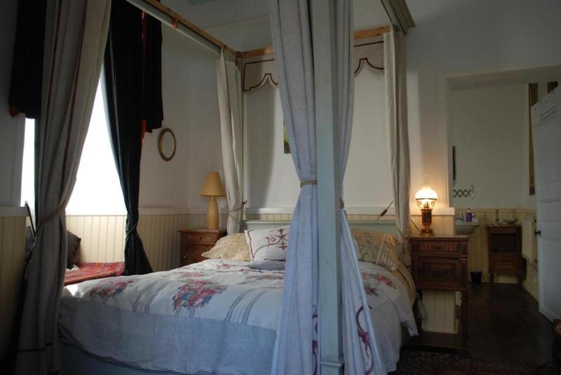 Propriété - 500 m² - 16 pièces