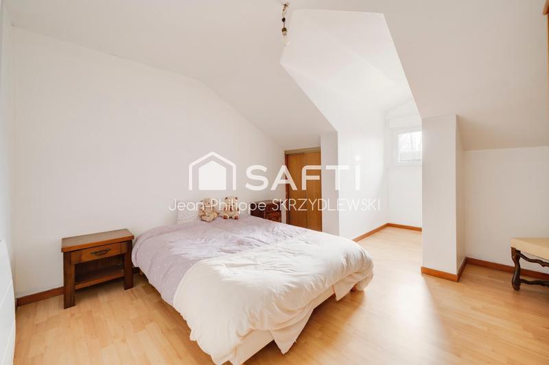 Maison - 143 m² - 6 pièces