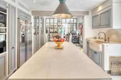 Villa - 330 m² - 5 pièces