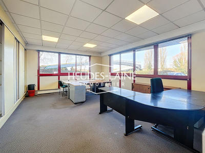 Local d'activités - 570 m²