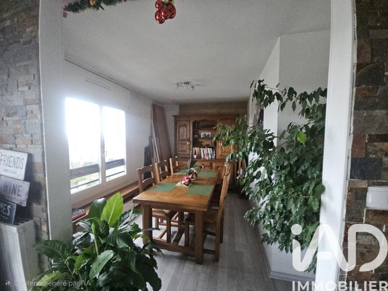 Appartement - 80 m² - 4 pièces