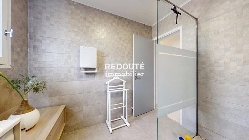 Maison - 145 m² - 6 pièces