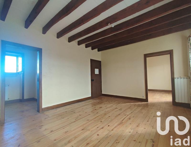 Maison - 99 m² - 5 pièces